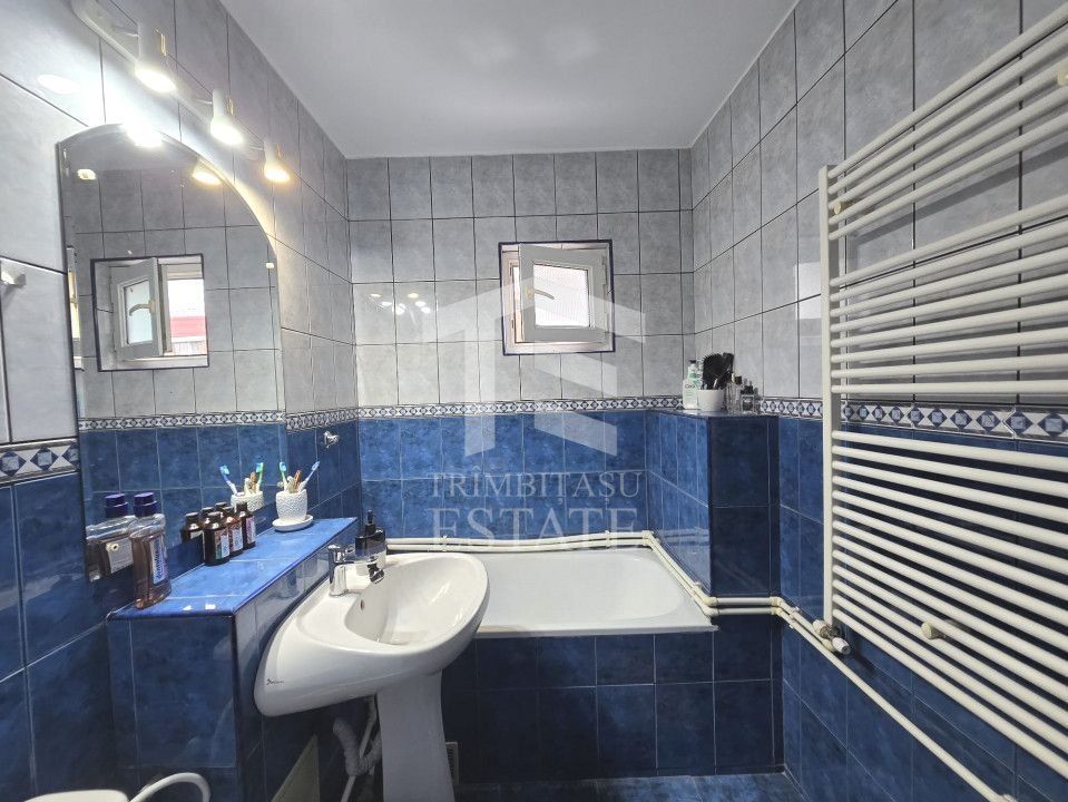 INEL I - Apartament cu centrala pe gaz, loc de parcare si pod de 60 mp - Poză 30