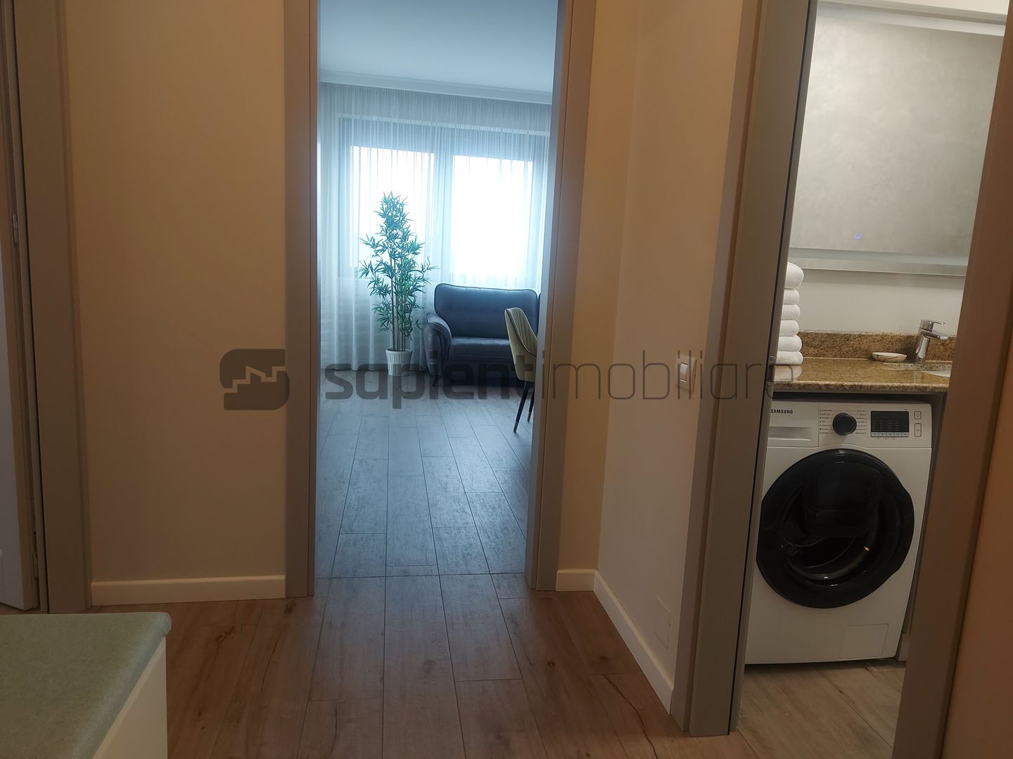 Ap.cu 3 camere lux, ultracentral - Poză 9