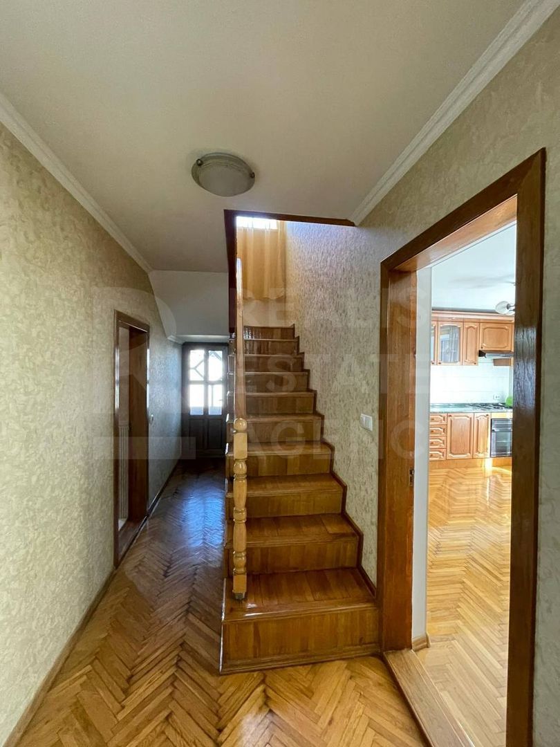 Chirie, casă, 4 camere, strada Ştefan Neaga. - Poză 23