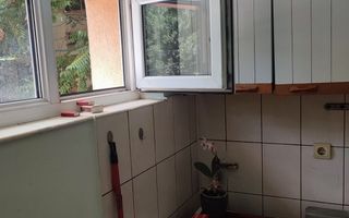 Garsonieră semidecomandată pe strada Dâmboviței, zona Hotel Campeador - Poză 5