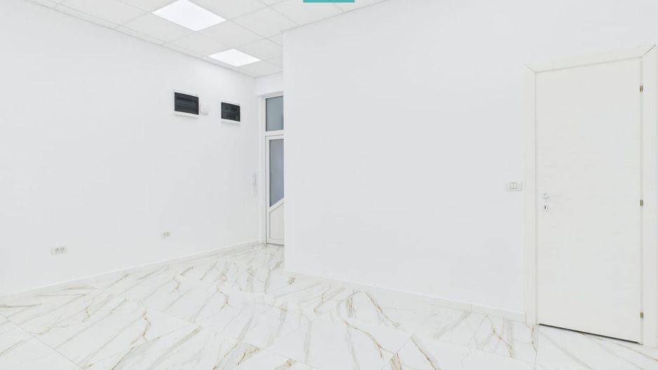 Apartament spectaculos ultracentral de închiriat - Poză 3