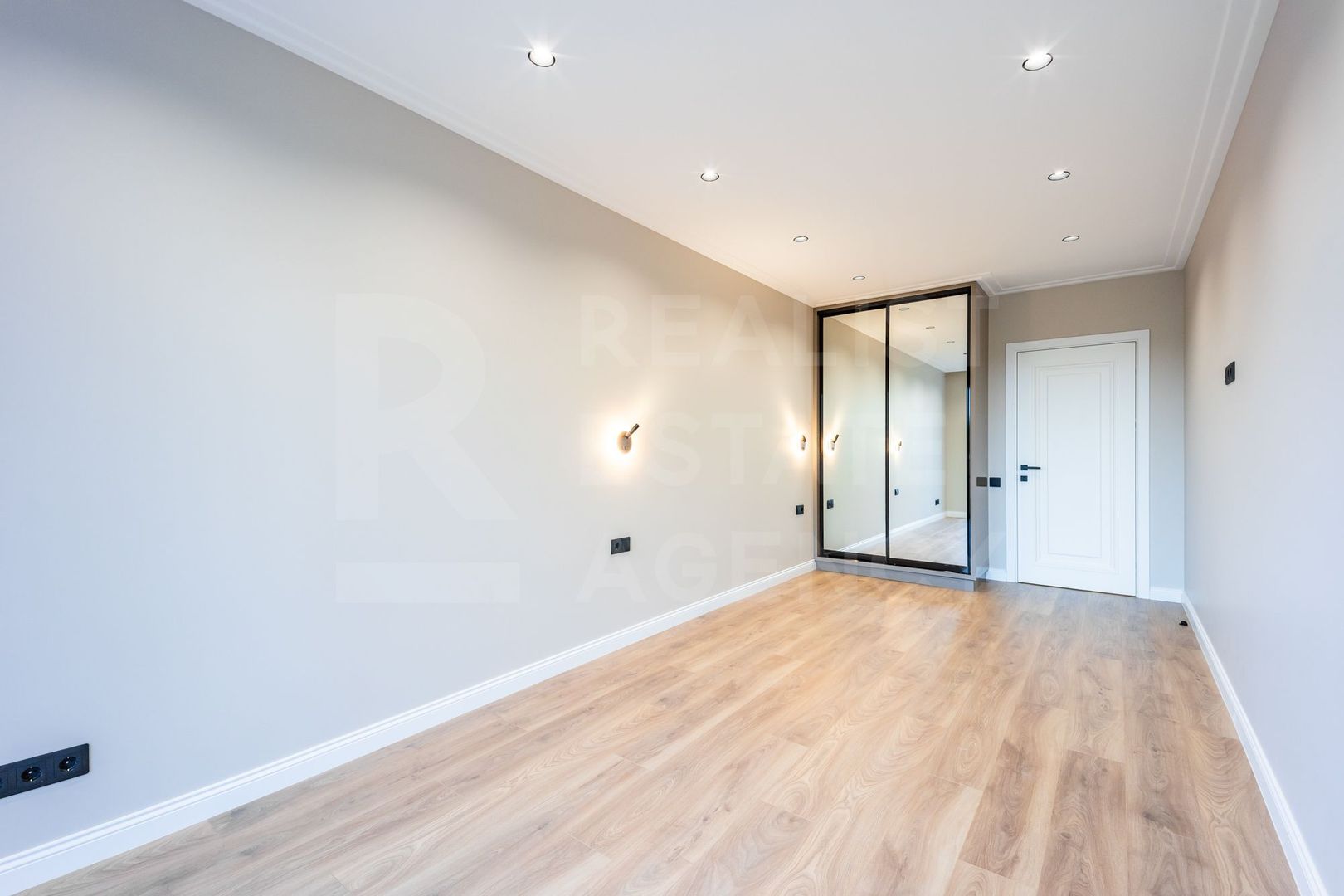 Vânzare, apartament 2 camere, 45 mp, str. Mircea cel Bătrân, Ciocana - Poză 7