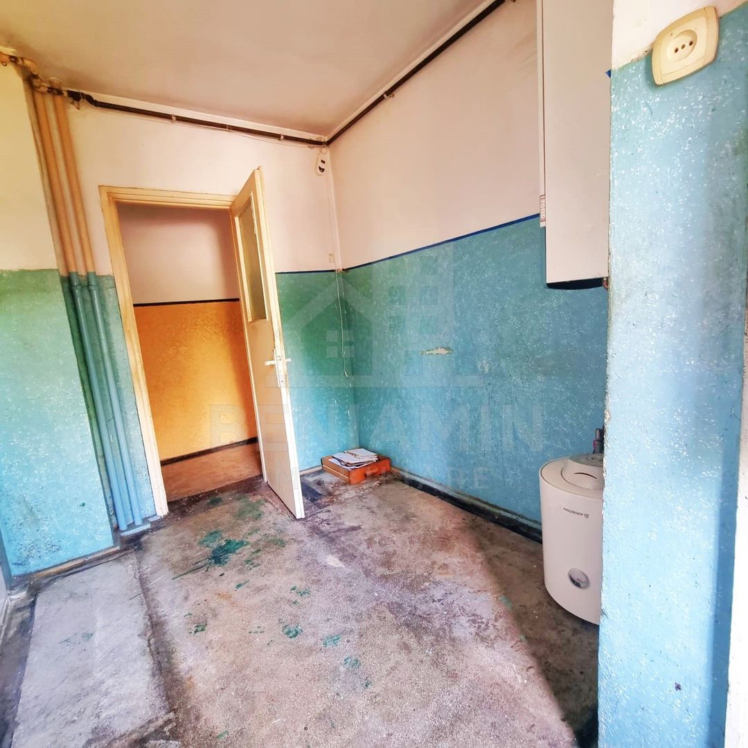 3 Camere- Etaj 1- Centrala Proprie- Florilor/Vlahuta - Poză 6