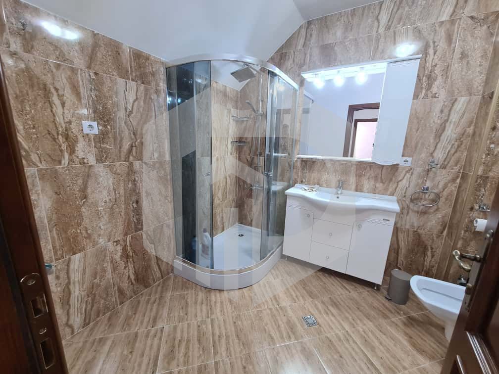 Apartament|4 camere | zona Calea Dumbravii | Lift | Parcare subterana - Poză 11