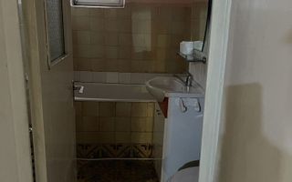 Apartament cu 2 camere de inchiriat in zona Cetate - Poză 4