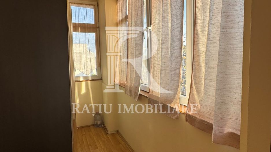 De inchiriat| Apartament cu 3 camere | Ultracentral - Poză 9