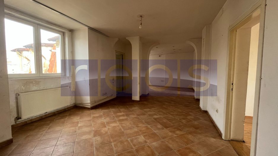 VANZARE 5 CAMERE DECOMANDAT | ZONA UNIVERSITATE - Poză 1