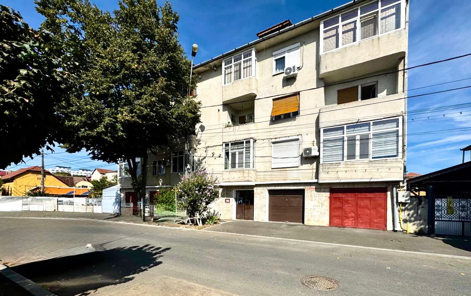 4 camere, garaj și boxa, bloc in Asociatie - zona Kiriac - Poză 36