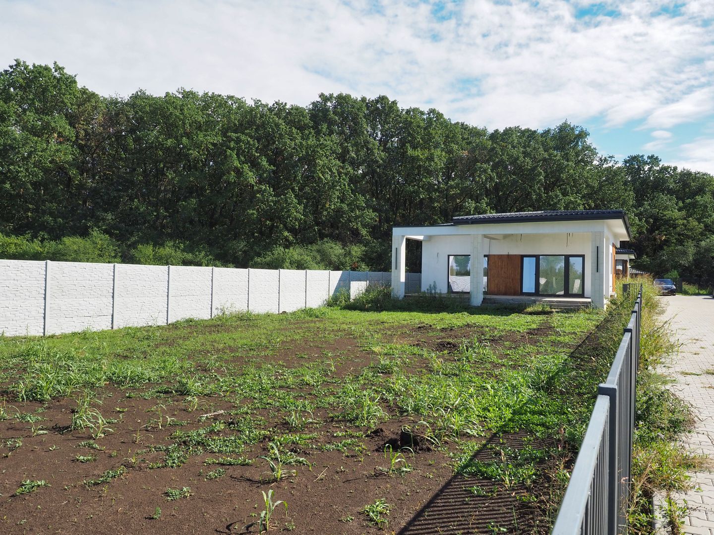 VANZARE CASA CU TEREN 800MP CORBEANCA PADURE - Poză 7