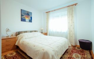Casa renovata, mobilata si utilata complet - Poză 12