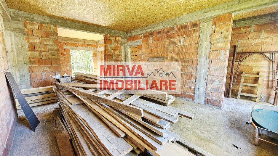 🏡 Casă la roșu cu 4 camere, 122 mp utili, teren 465 mp – Băicoi - Poză 21