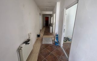 De vanzare casa renovata- 2 cladiri- Zona Moldoveanu-- 400 mp utili - Poză 12