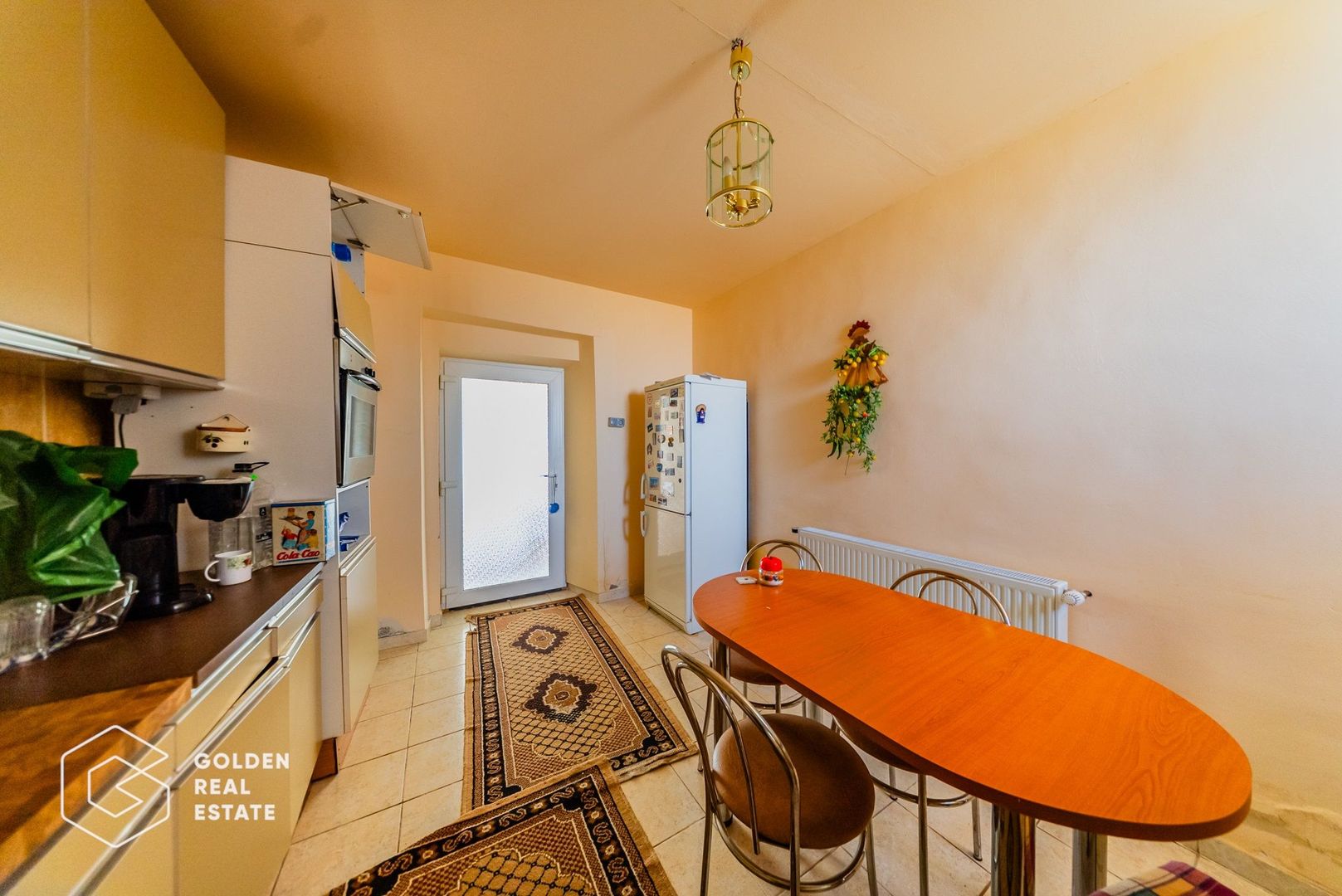 Casa situata in comuna Seitin, la cheie - Poză 13