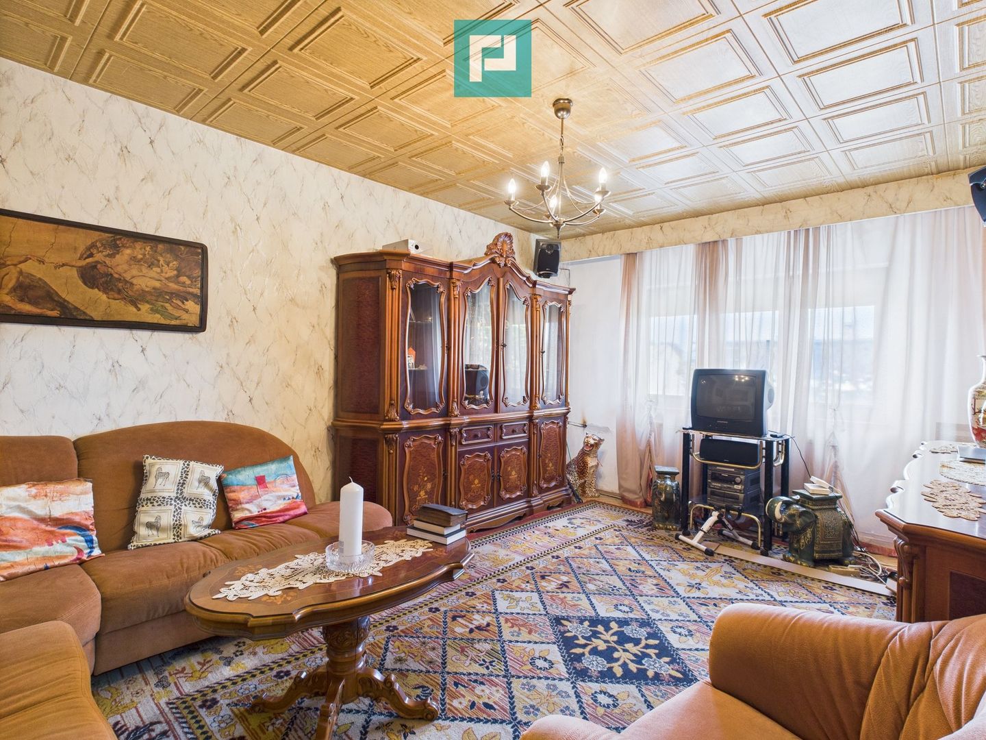 Apartament cu 3 camere în zonă de maxim interes - Poză 2