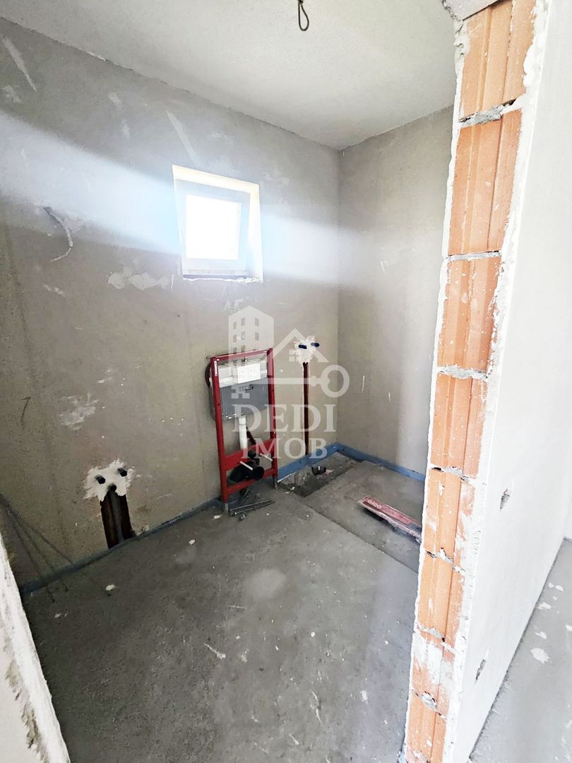 Casă de vânzare cu 4 camere in Santandrei, Bihor - Poză 5