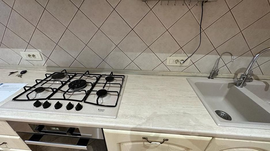 VILA  - ARADULUI. -British - Poză 17