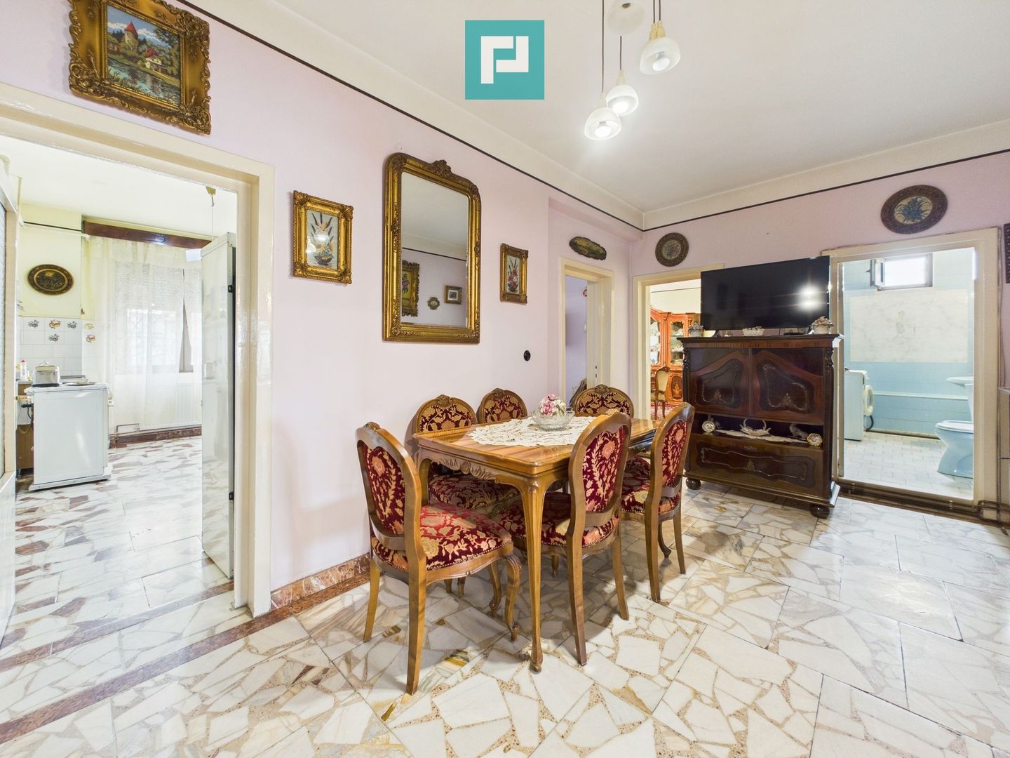 Apartament unic cu 4 camere în Centrul Aradului - Poză 13