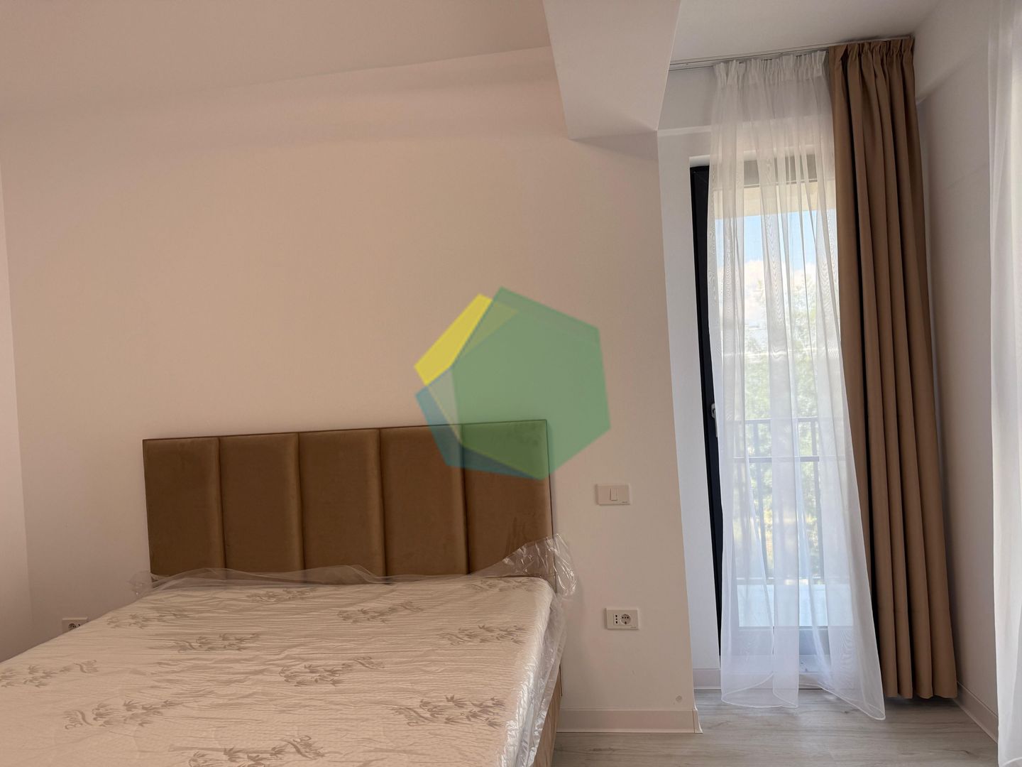 Studio  I.C. Bratianu  | Central Otopeni | Totul nou - Poză 6