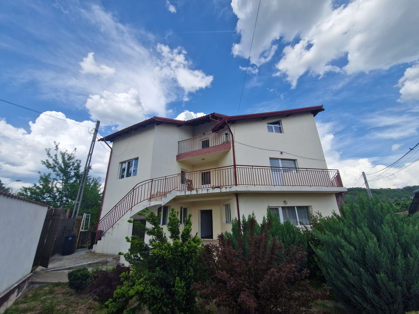 Casă spațioasă de închiriat – Valea Mare, Ștefănești, 2 km de Pitesti - Poză 12