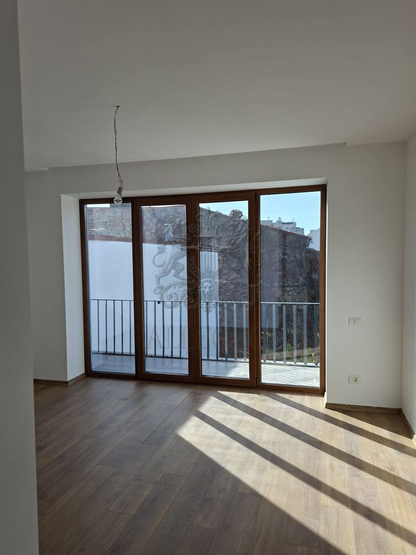 Parc Cazzavillan | 4 camere | Bloc 2020 | 140 utili +180mp terasa| - Poză 6