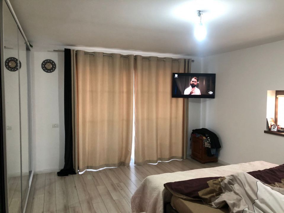 AZURA Imobiliare Pitesti - De Vanzare vila Platou Trivale - Poză 5