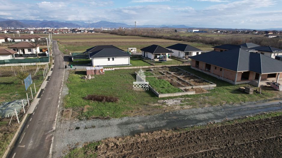 Casa la roșu 242 Mp Utili / Sat Săsar - Poză 4