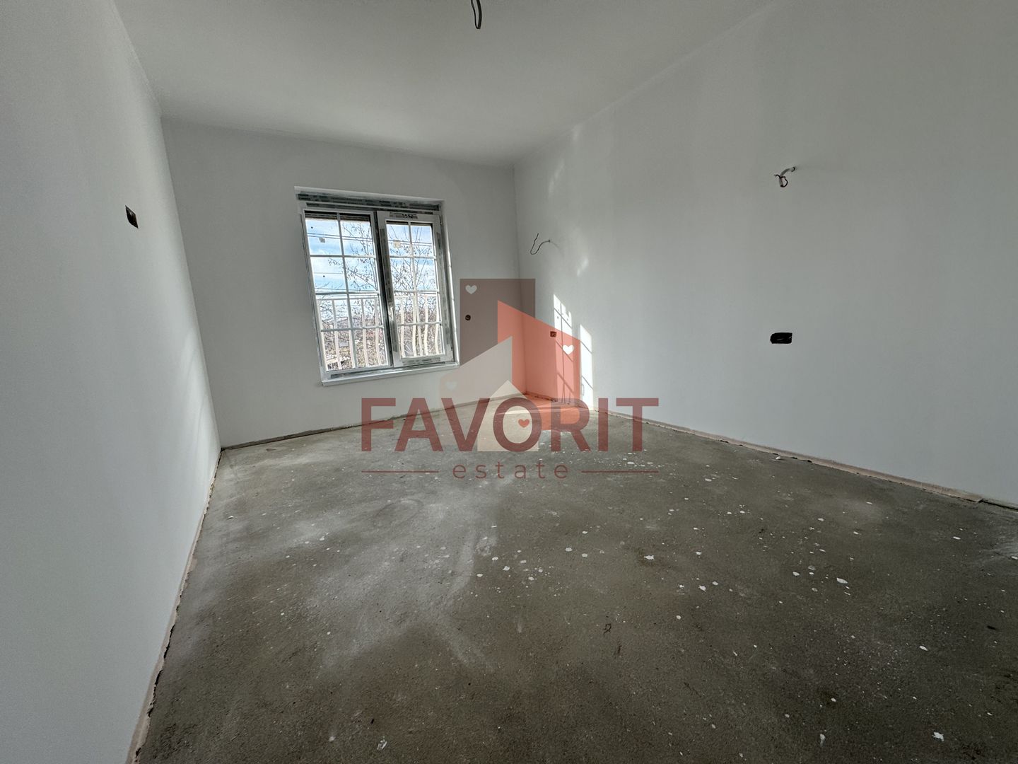 Casa Individuala in Mosnita. La asfalt. Cu Carport - Poză 24