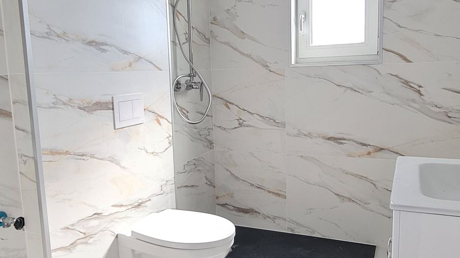 Casa individuala 4 camere 3 bai garaj Cartier Izvor Tarlungeni Brasov - Poză 9