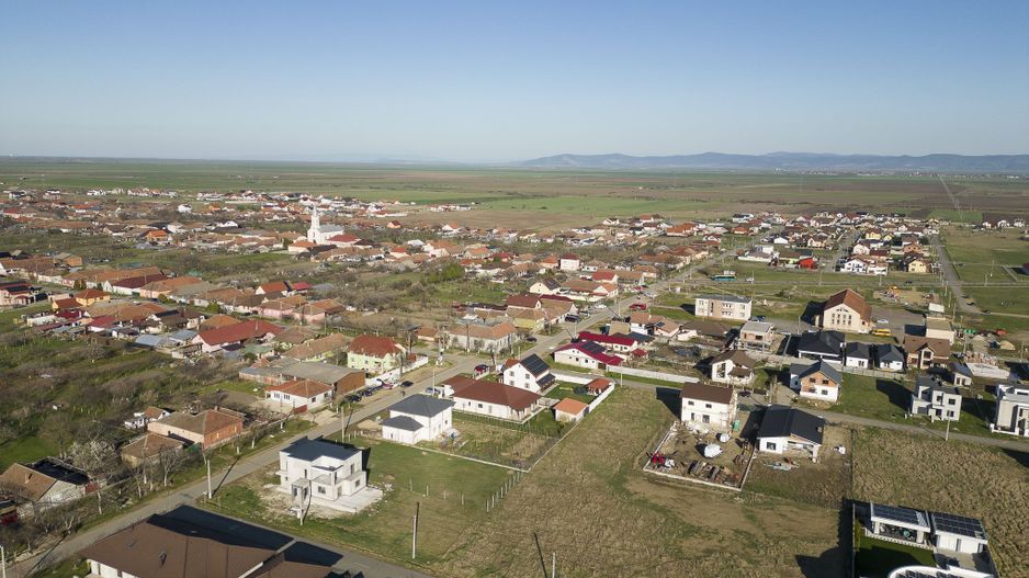Teren 1.090mp, Livada - Poză 4