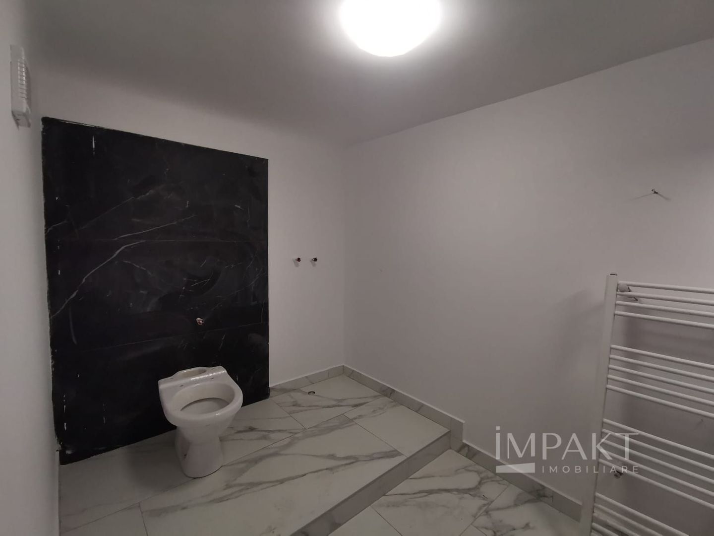 De vanzare -spatiu birouri 2 camere - Centru - Poză 20