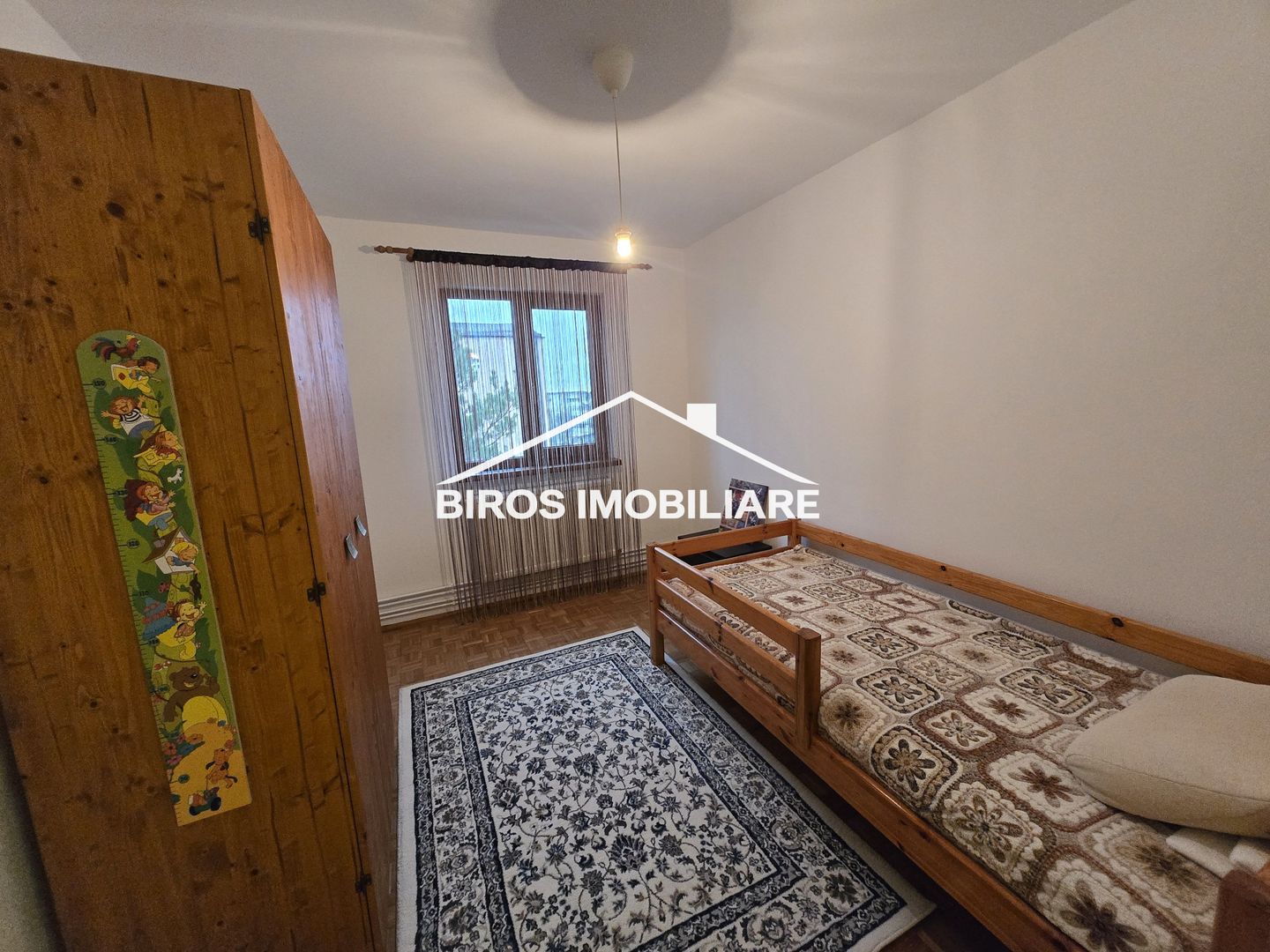 3 camere Valea Rosie - Profi - Poză 4