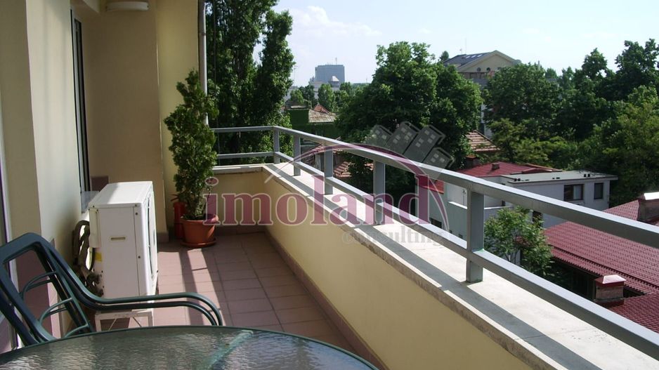 Vanzare - Apartament 3 camere & 3 terase & garaj & boxa -Aviatorilor-Televiziune - Poză 1