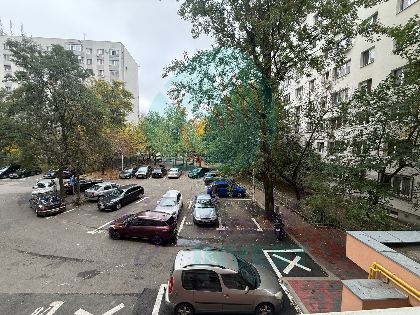 3 camere cu CENTRALA PROPRIE la 3 minute de metrou - Poză 8