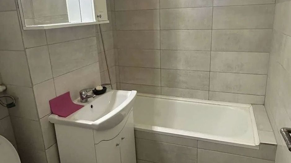 GARSONIERA COLENTINA- BLOC REABILITAT, BUCATARIE INCHISA, MODERN - Poză 7
