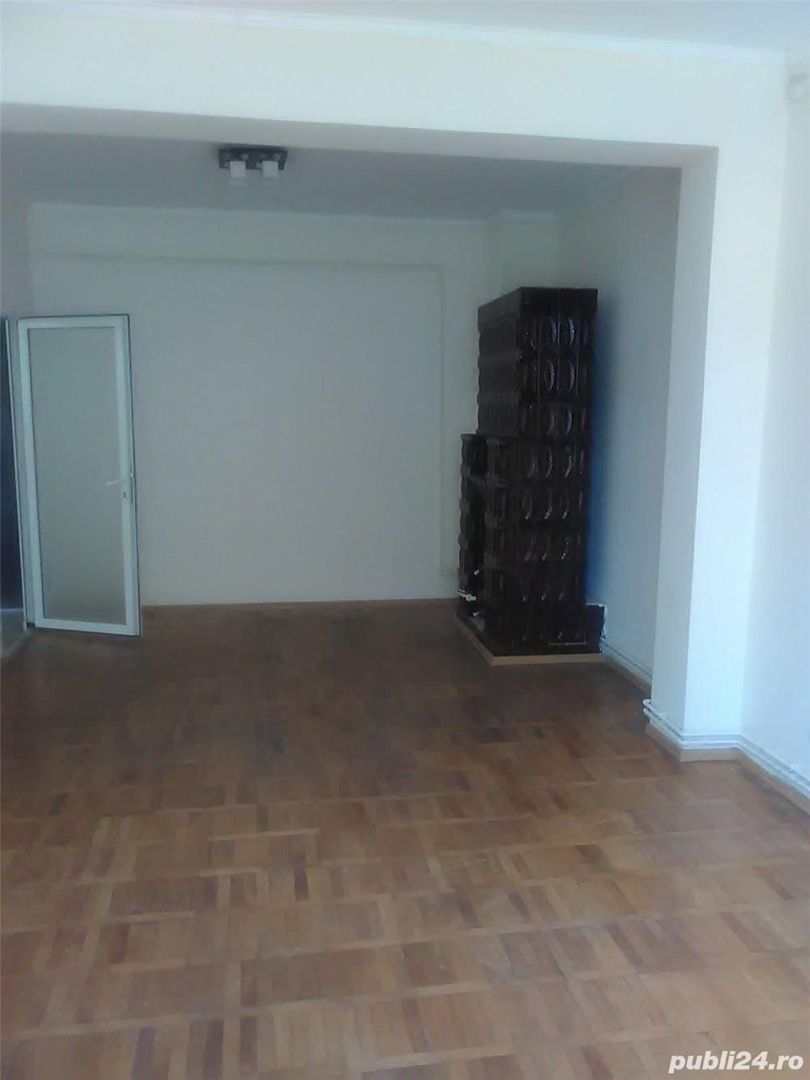 Inchiriere Casa Vila || 8 camere  ||curte libera 100mp || Vatra Luminoasa - Poză 9