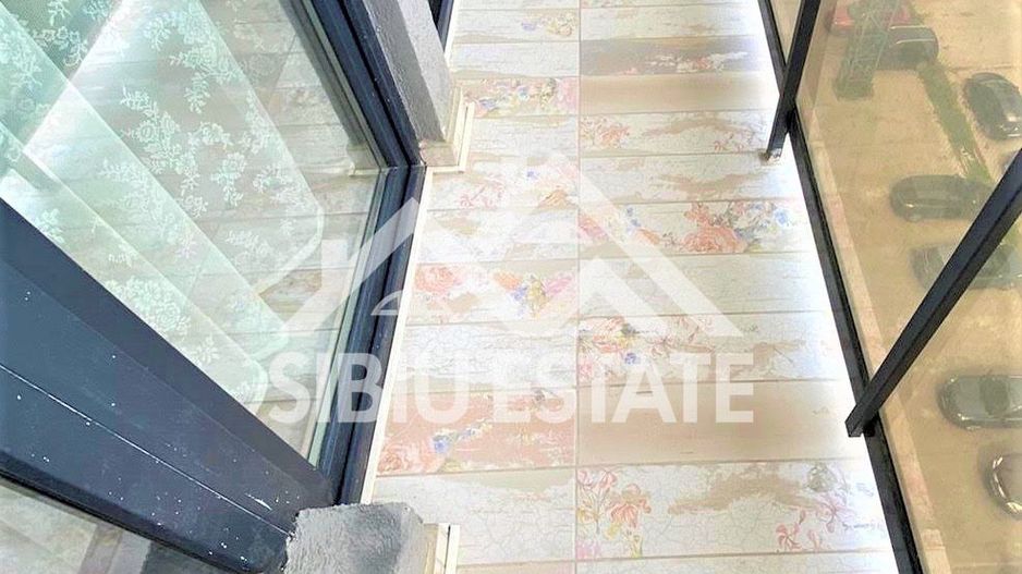 Apartament de vanzare cu 3 camere, suprafata.utila 70mp. - Poză 9