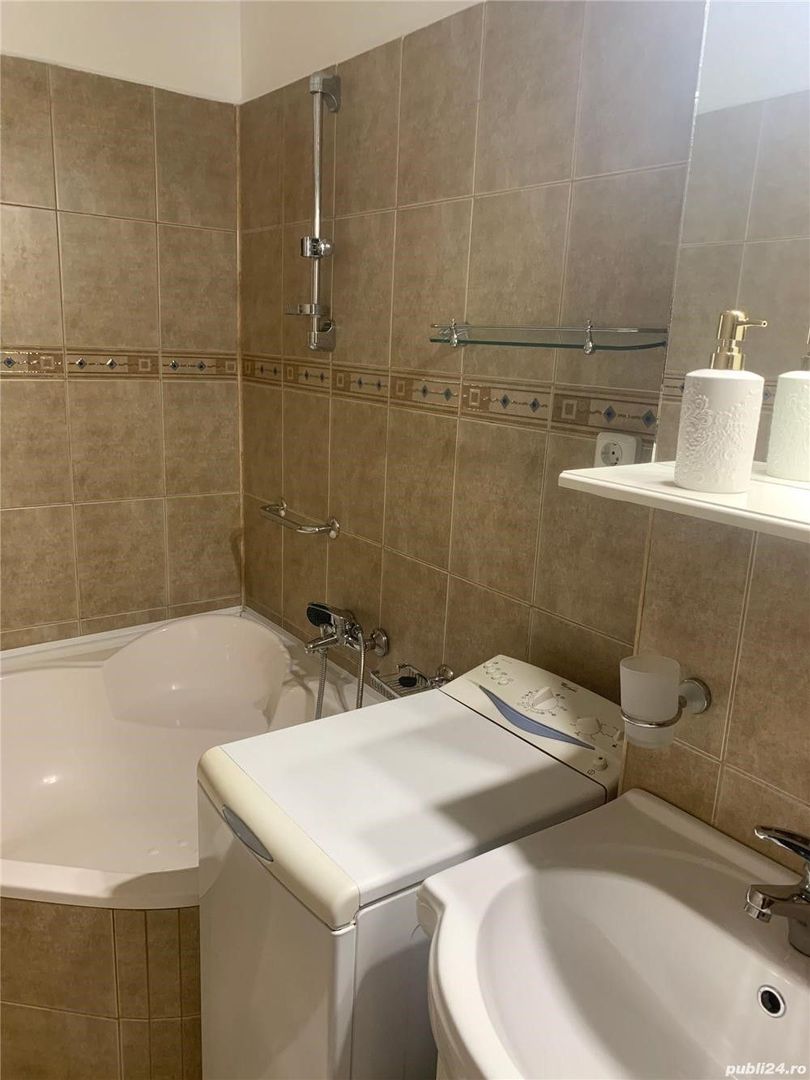 2 Camere Racadau, 53mp, liber, 114000Euro - Poză 6