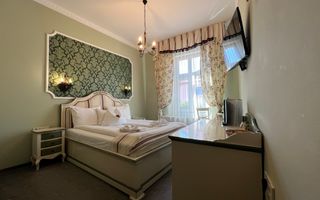 Vila de vanzare in zona Centrala/Orasul de jos - Poză 4