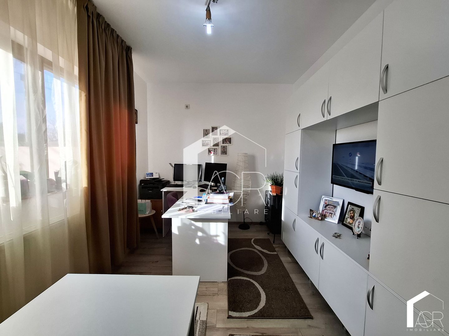 Vila cu 7 camere de vanzare in Paulesti - Poză 9