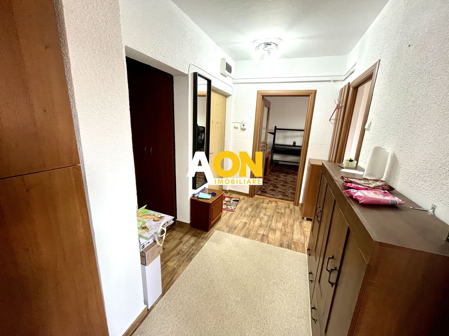 Apartament cu 3 Camere, Zona Mercur - Poză 11