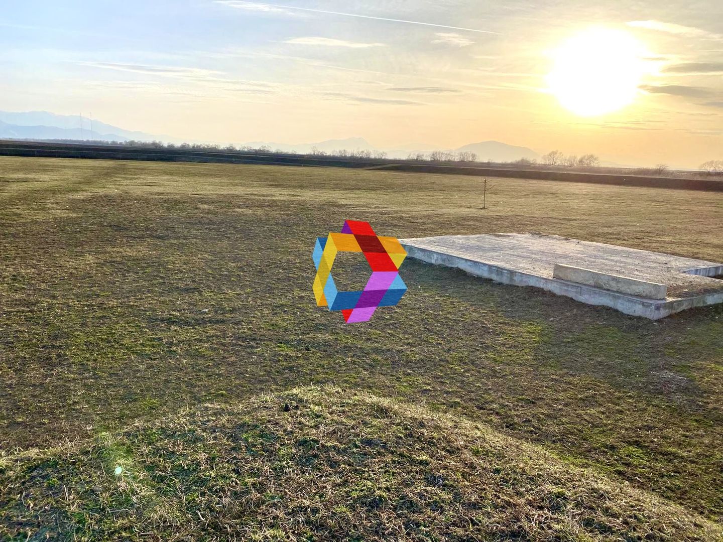 Teren 11 ha cu heleșteu 3 ha - Poză 5