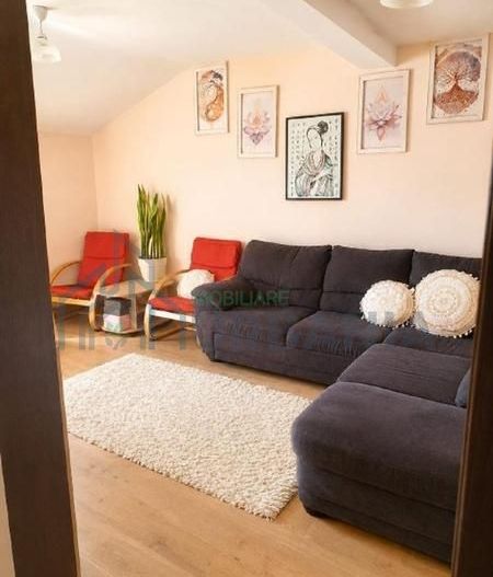 Apartament 3 camere decomandate în Valea Adâncă, lângă Hotel Capitol, cu boxă și 2 locuri de parcare - Poză 1