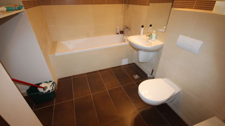 Lux la 5 minute de Iulius Twon - Poză 63