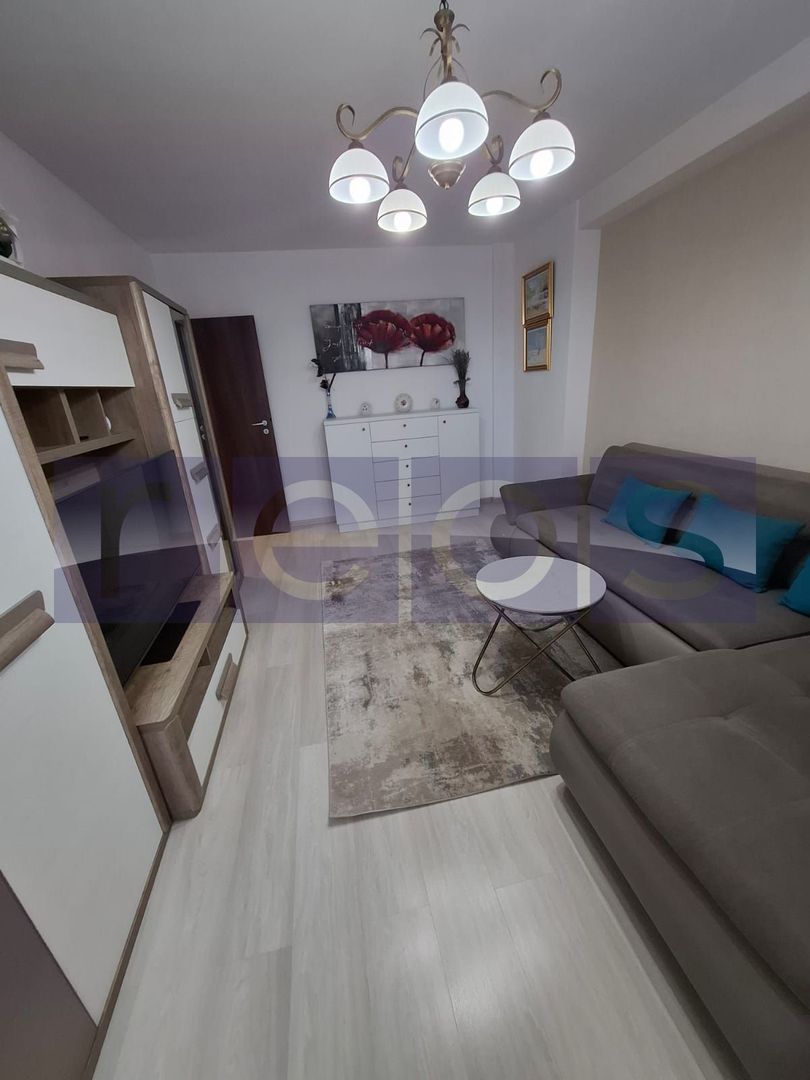 VANZARE APARTAMENT 2 CAMERE + LOC PARCARE SALAJAN 53MP CENTRALA PROPRIE - Poză 2