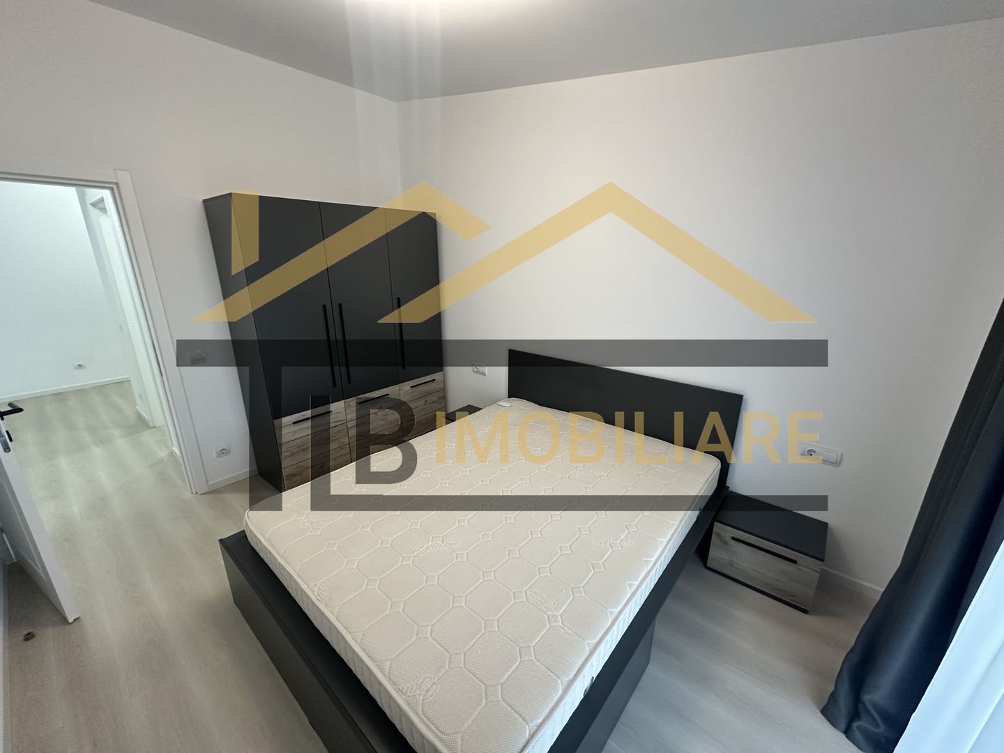 Apartament de 4 camere, 100mp, parcare, Zona Centrala - Poză 5