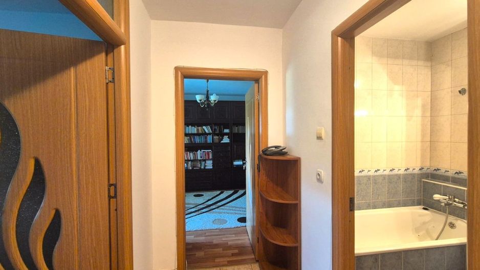 Centru Civic, apartament decomandat, ideal pentru un cuplu, pet friendly - Poză 4