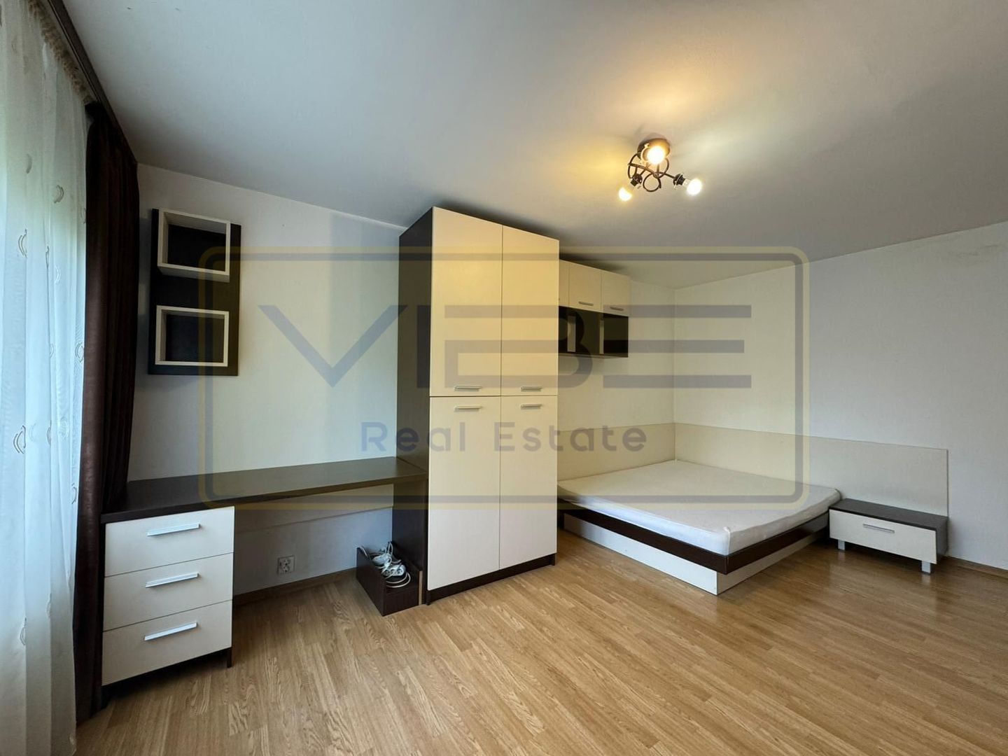 Apartament 1 camera Tatarasi SUD Tudor Office Center - Poză 1