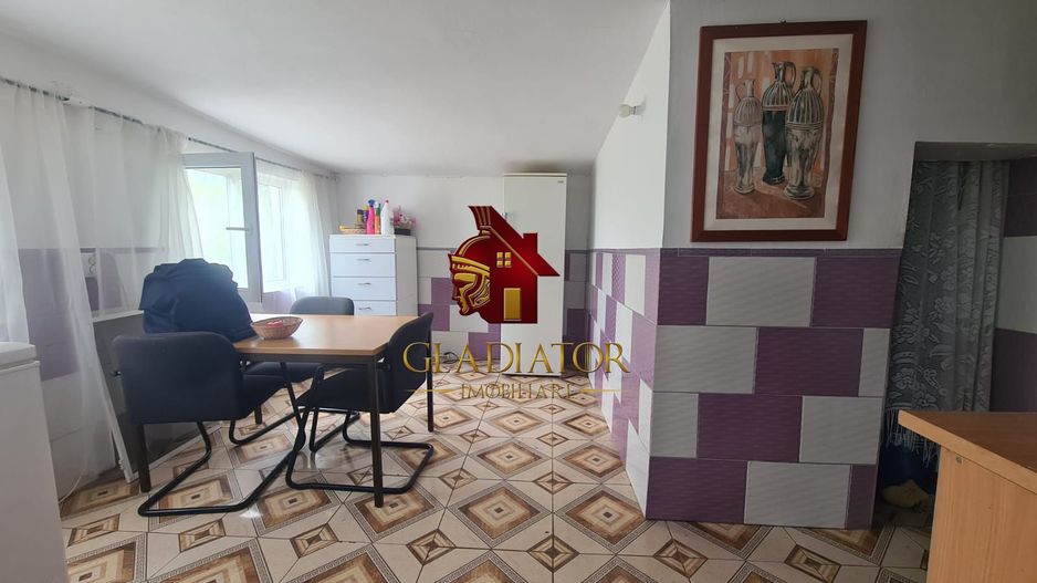 Casa + garaj + 5400 mp teren in Tomesti Goruni, zona de vis, nu rata - Poză 6
