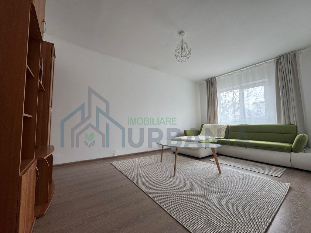 Apartament 3 camere, Nicolina, etaj 1, renovat recent - Poză 2