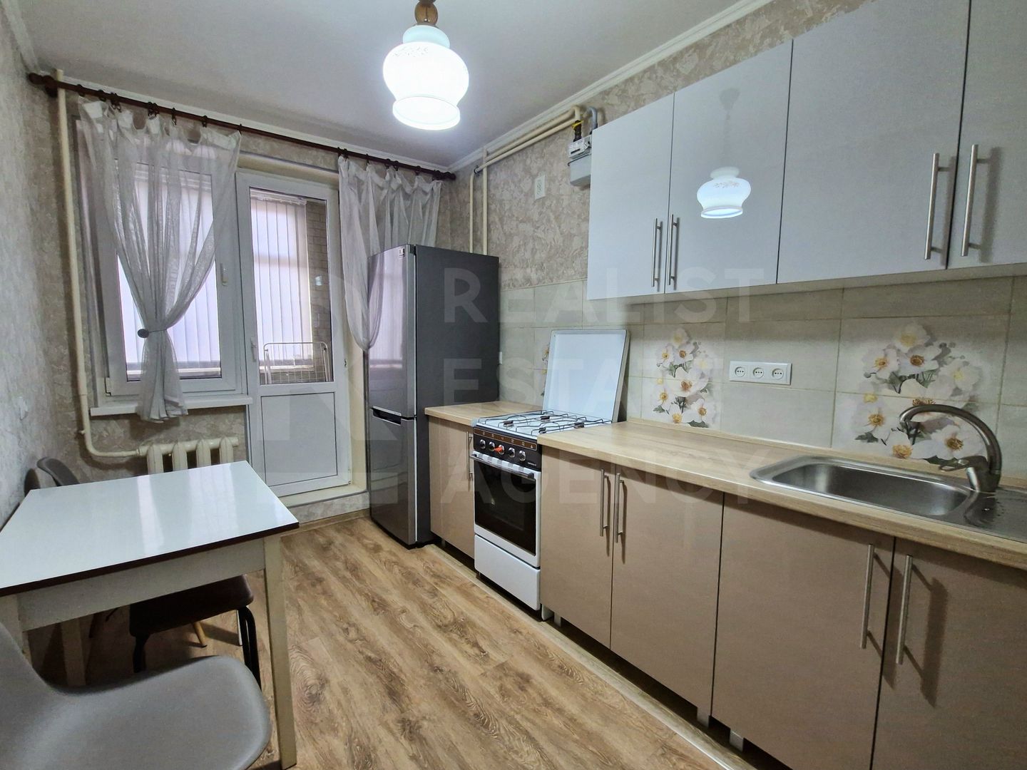 Chirie, apartament, 2 camere, strada Florica Niță, Râșcani - Poză 1